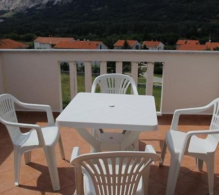 Ara-Marina Apartment Baska  Exterior photo